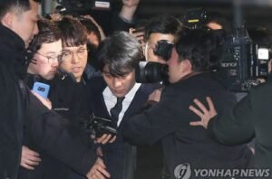 Seungri and Jung Joon Young were interrogated all night because of the sex scandal 1