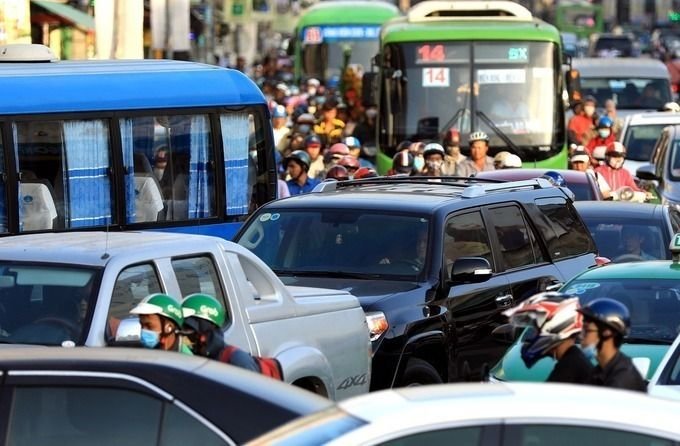 More than 390,000 billion VND to develop public transport 1