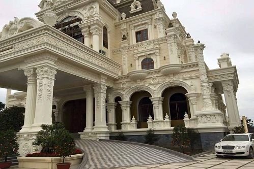 'The lavish castle of Quang Ninh coal giant' is hot on social networks 3