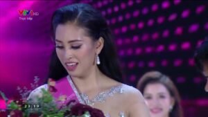 Tran Tieu Vy was crowned Miss Vietnam 2018 1