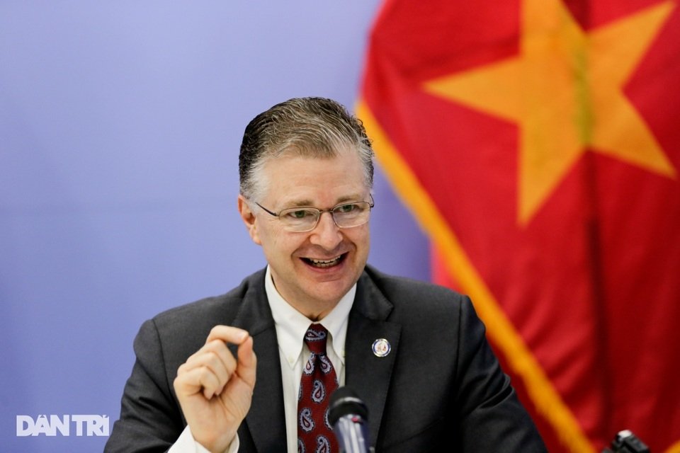 US Ambassador thanked Vietnam: `In times of trouble, we know good friends` 0